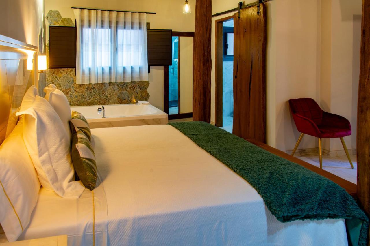 Apartamentos Cano Las Parras Hervás エクステリア 写真